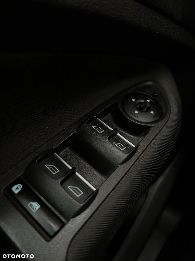 Ford C-MAX 1.5 EcoBoost Titanium ASS - 28