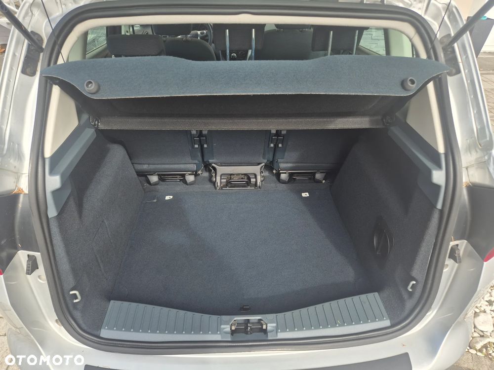Ford C-MAX - 12