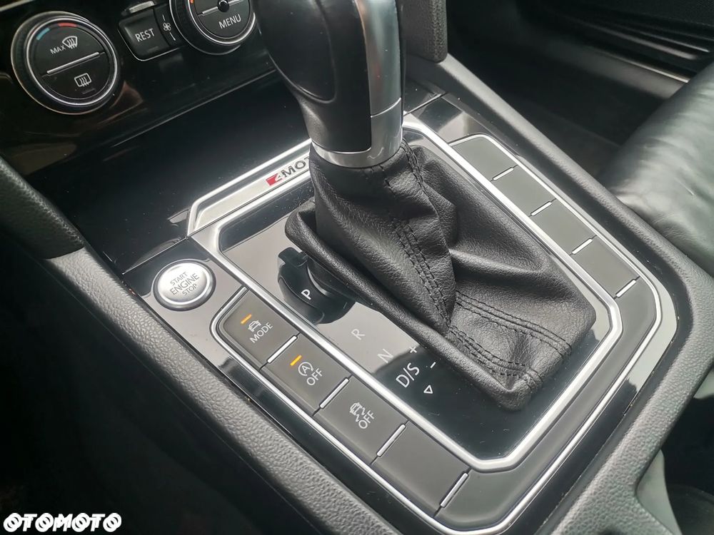 Volkswagen Passat 2.0 TDI Bi-Turbo BMT 4Mot Highline DSG - 14