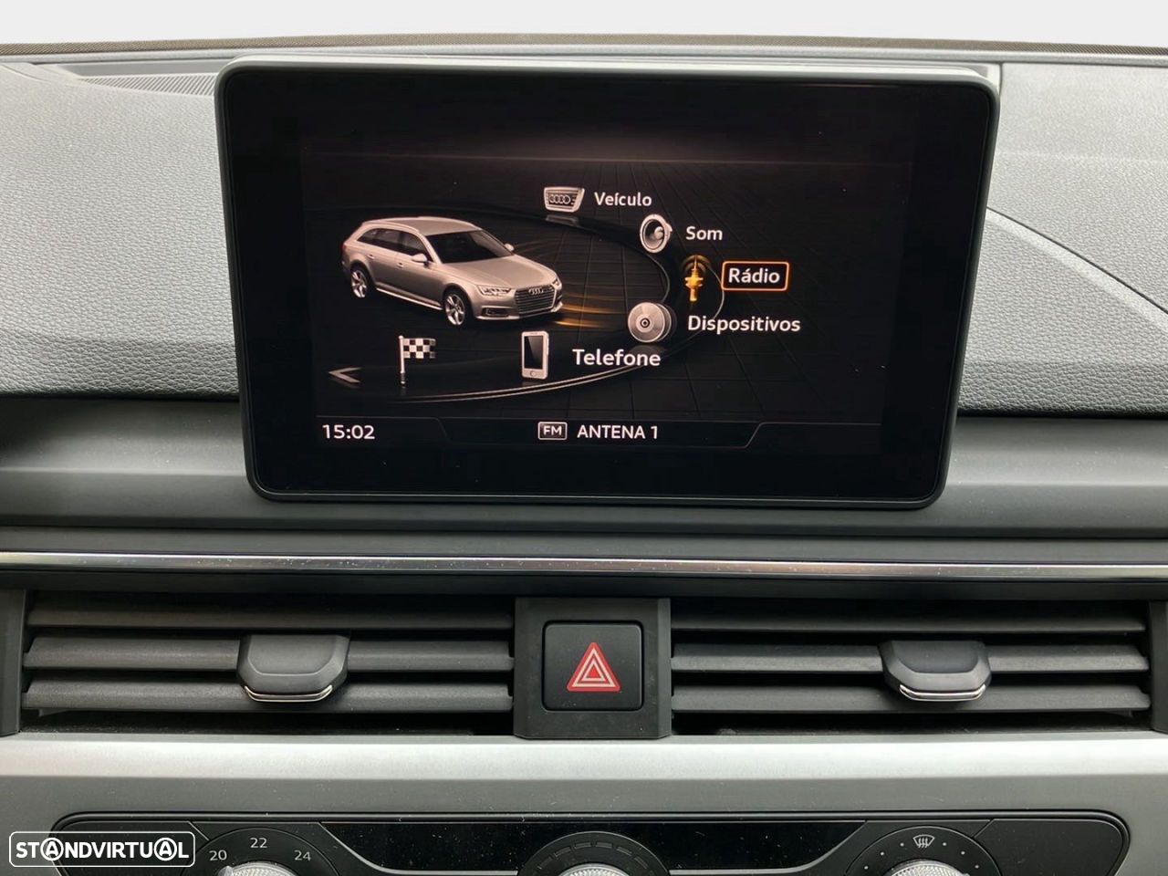 Audi A4 Avant 40 TDI S tronic - 16
