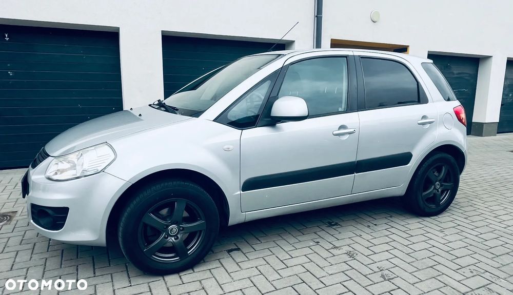 Suzuki SX4 1.6 Comfort - 12