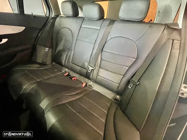 Mercedes-Benz C 300 de Avantgarde - 37