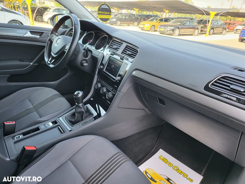 Volkswagen Golf 2.0 TDI BlueMotion Technology Allstar - 12