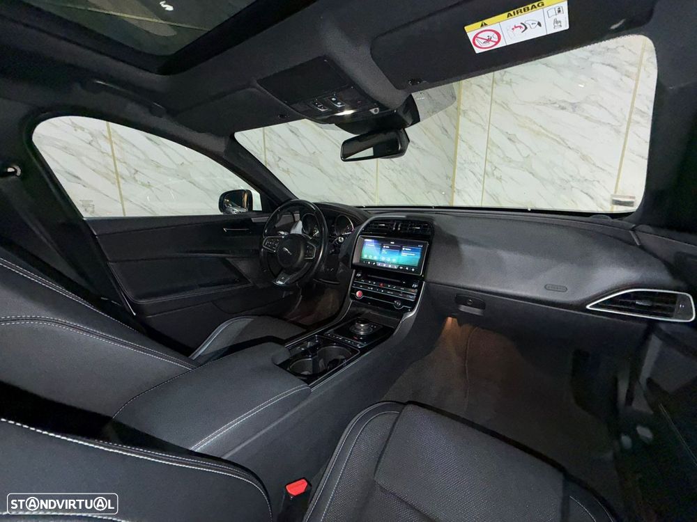 Jaguar XE 2.0 D R-Sport Aut. - 17