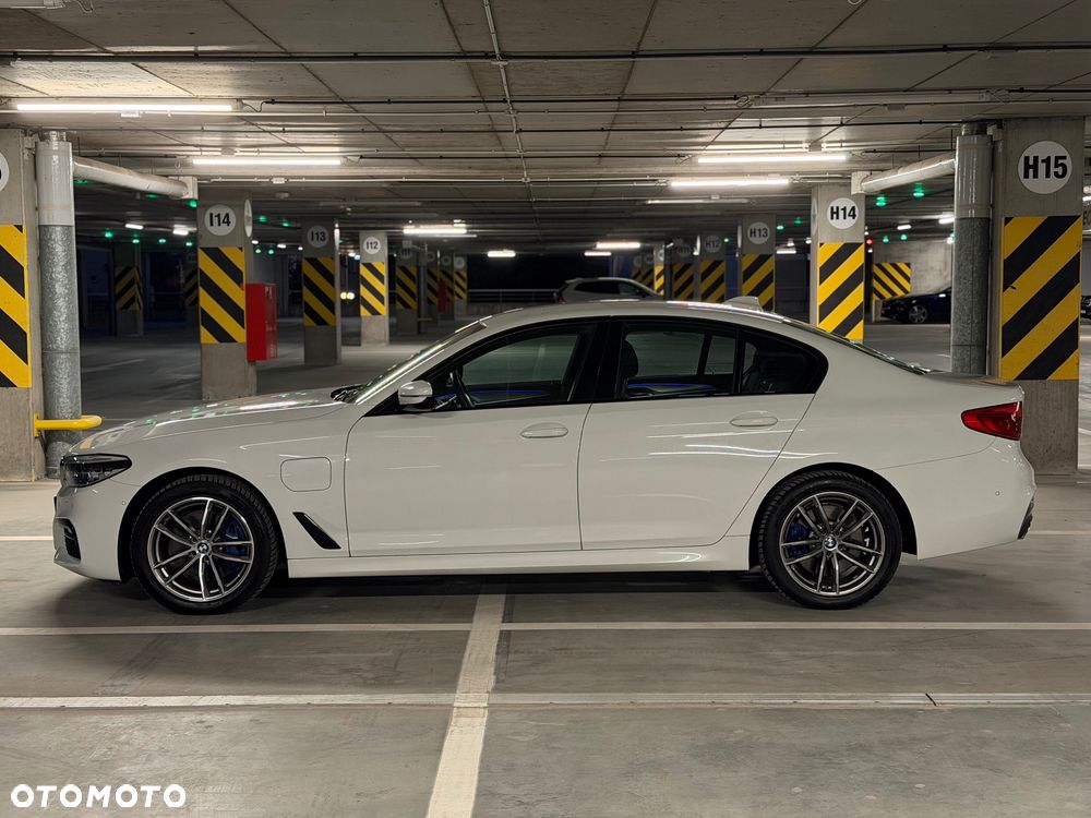BMW Seria 5 530e xDrive M Sport sport - 8