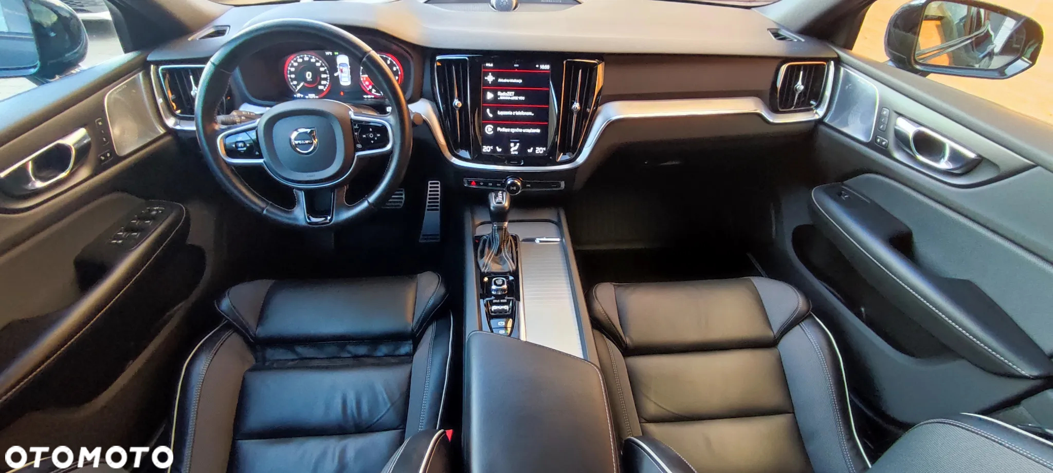 Volvo S60 T6 AWD R-Design - 10