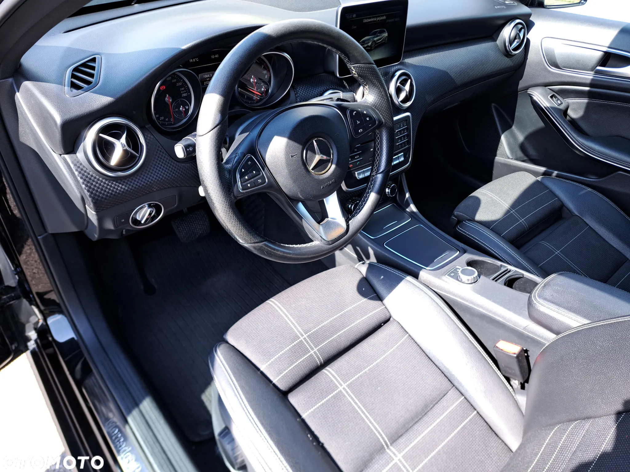 Mercedes-Benz Klasa A 220 4-Matic - 17