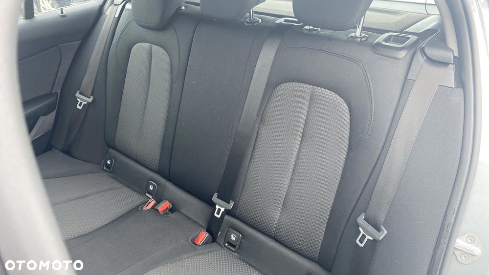 BMW Seria 1 118i Advantage - 13