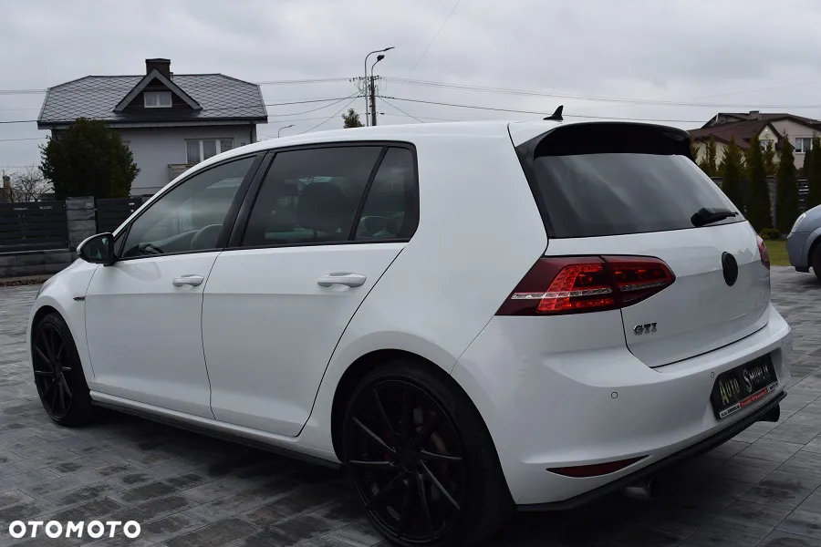 Volkswagen Golf VII 2.0 TSI BMT GTI - 5