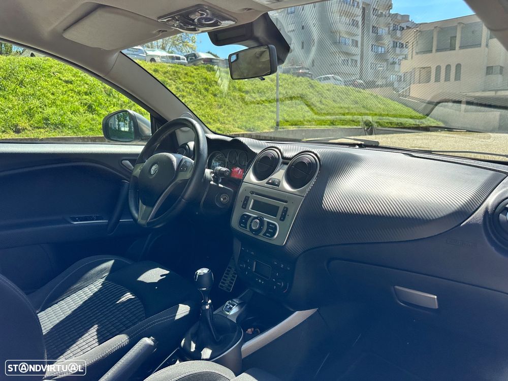 Alfa Romeo MiTo 1.3 JTD Distinctive - 32