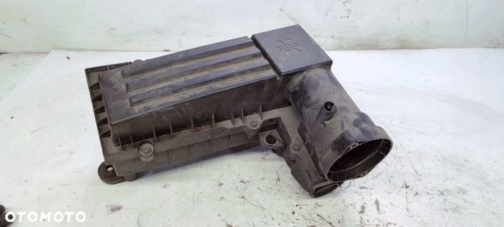 OBUDOWA FILTRA POWIETRZA AUDI VW SEAT 3C0129607BC - 4