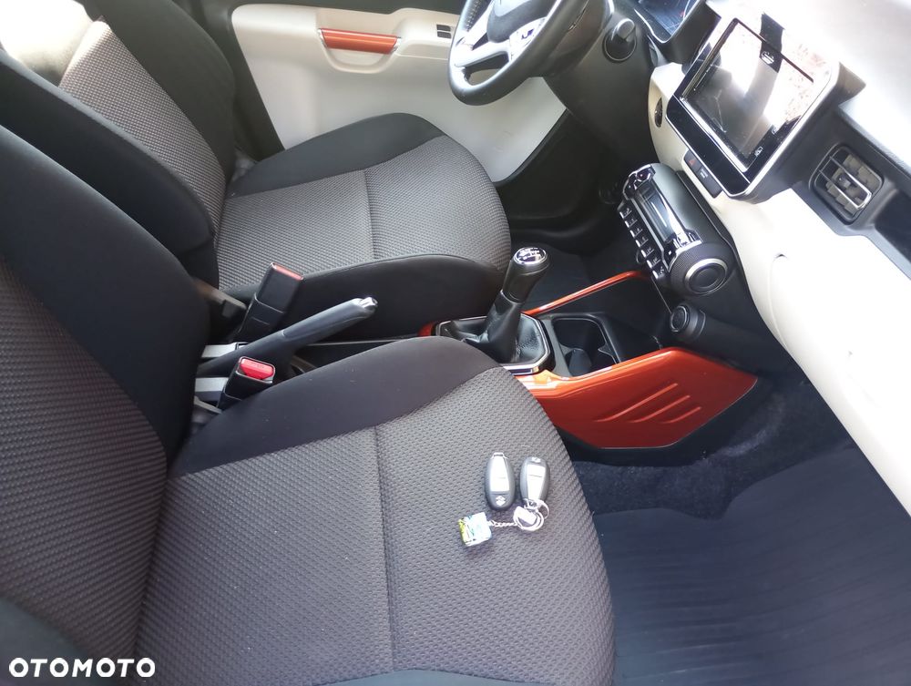 Suzuki Ignis - 10