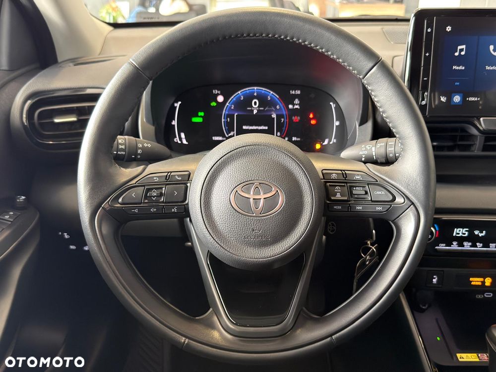 Toyota Yaris Hybrid 1.5 Style - 10