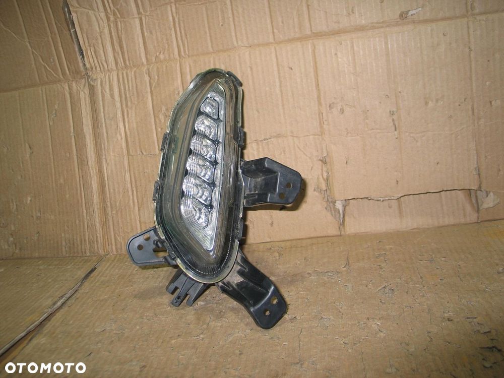 lampa halogen led drl hyundai i30 16-18r. 92208-G41 3pin - 1