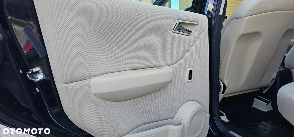 Mercedes-Benz Klasa A 160 Avantgarde BlueEff EU5 - 23