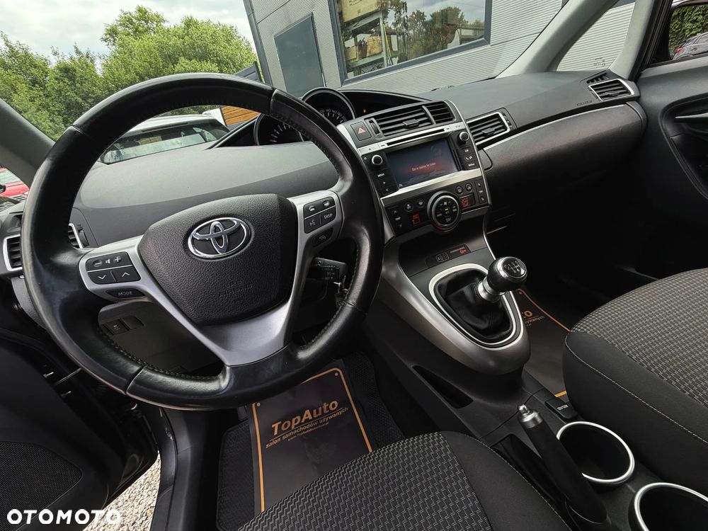Toyota Verso 1.8 Prestige EU5 7os - 25