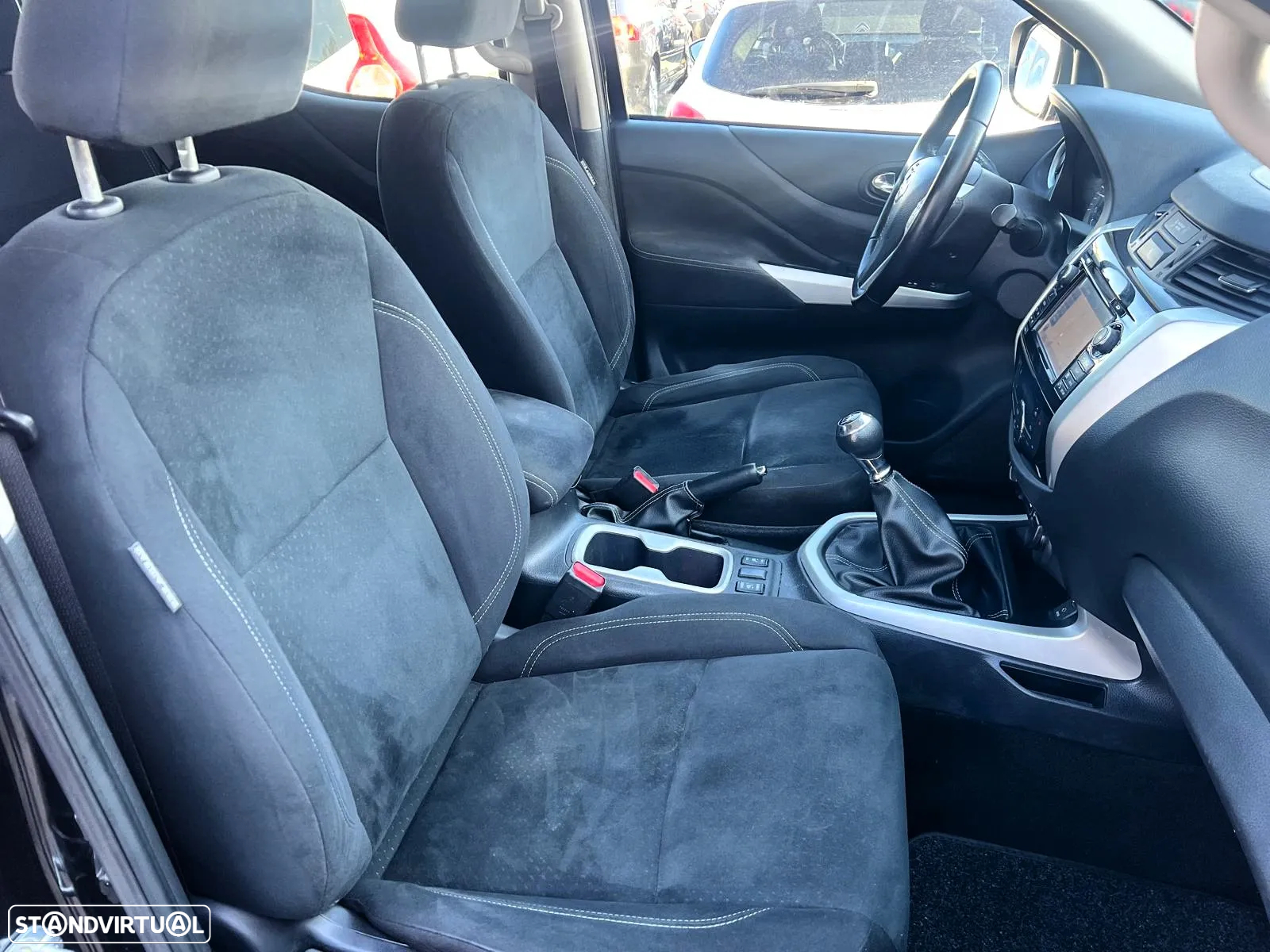 Nissan Navara 2.3 dCi CD 4WD Tekna - 17