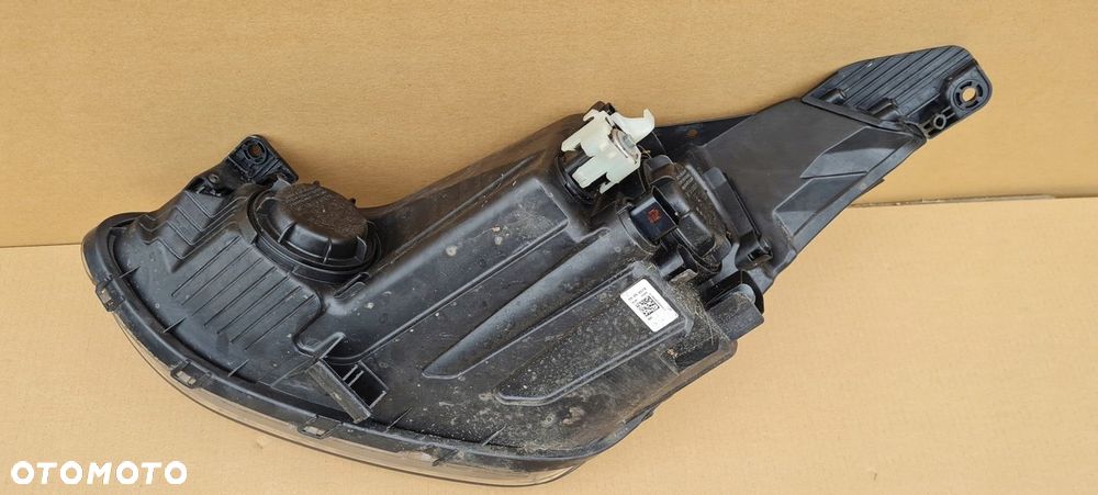 LAMPA HYUNDAI I10 II LIFT PRAWA 7 PIN PRZÓD PRZEDNIA - 5