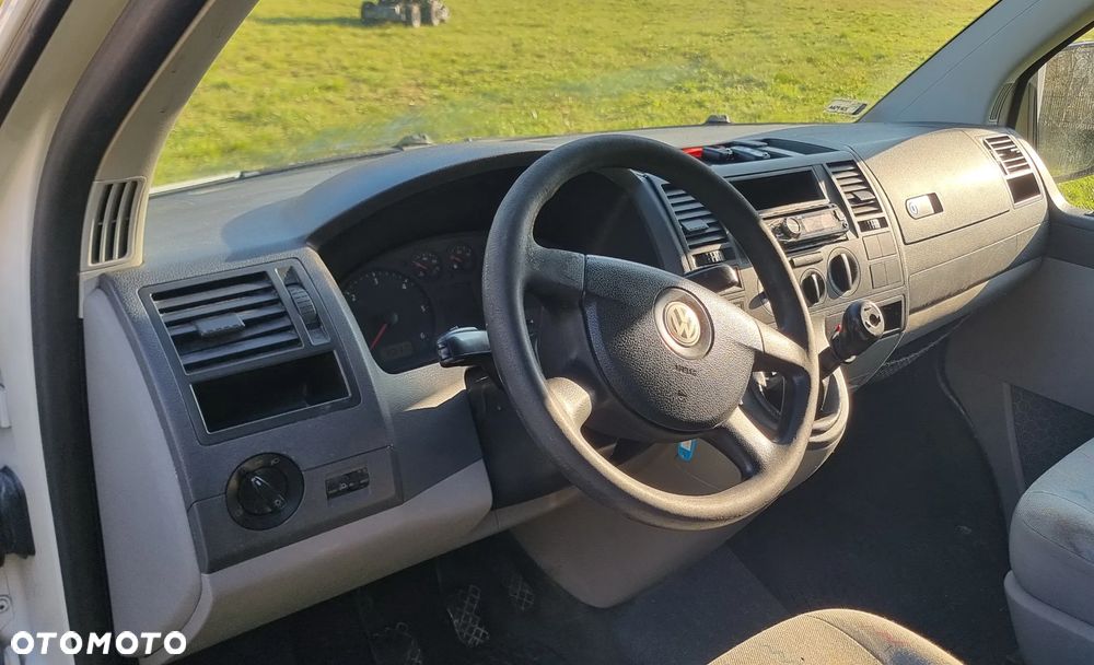 Volkswagen Transporter T5 - 10
