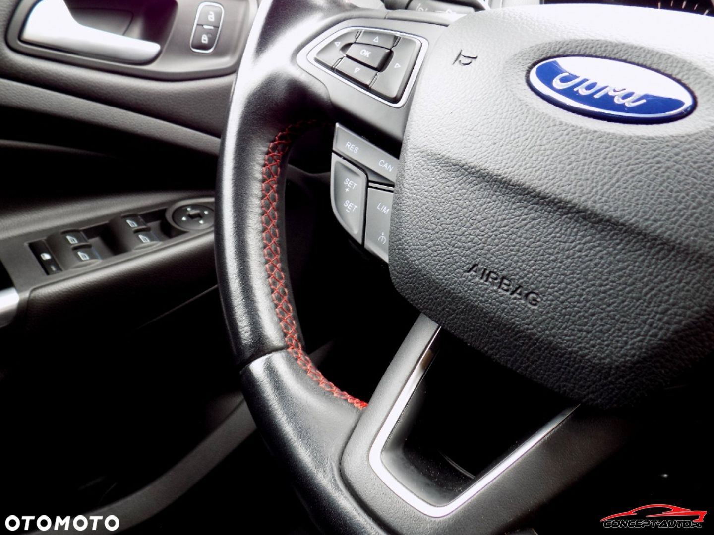 Ford Kuga - 29