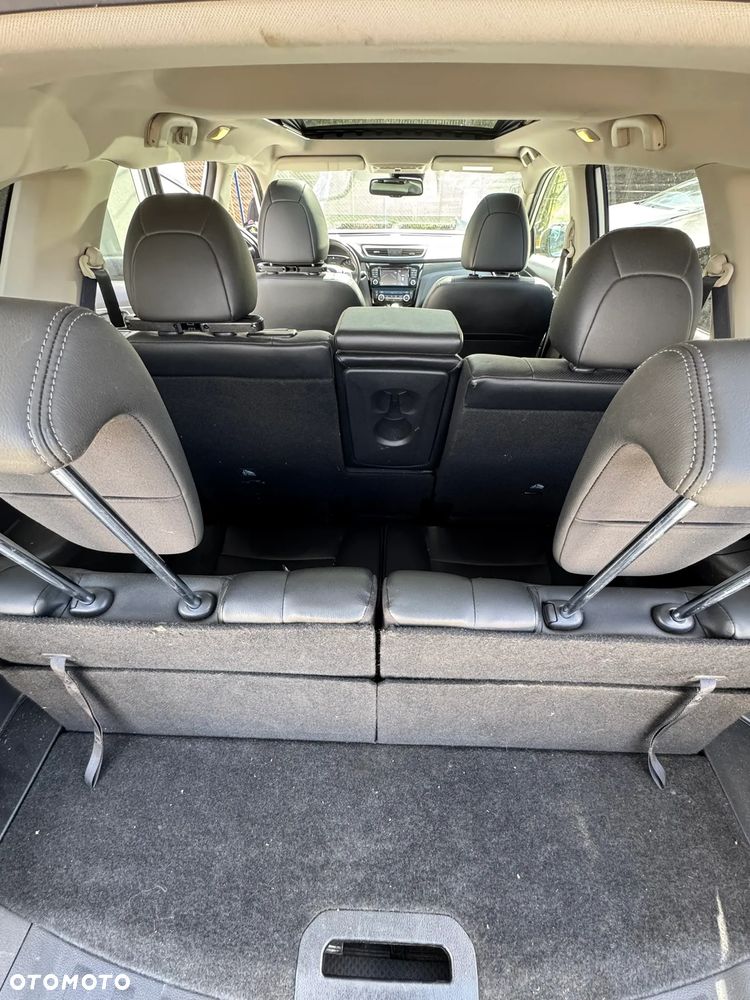 Nissan X-Trail 1.6 DCi N-Connecta 2WD Xtronic 7os - 16