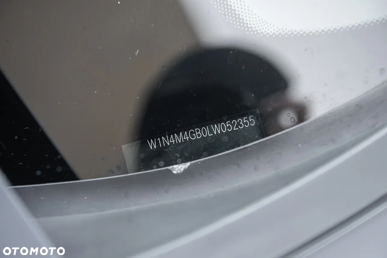 Mercedes-Benz GLB 250 4-Matic 8G-DCT - 36