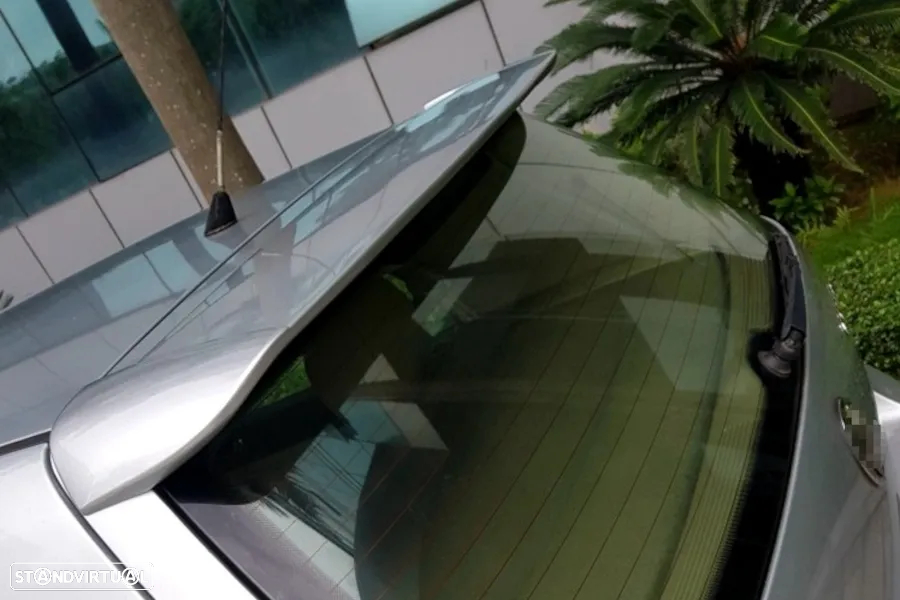 Aileron / lip / spoiler traseiro VW Golf 4 / IV R32 Look (longo) em plástico. - 10