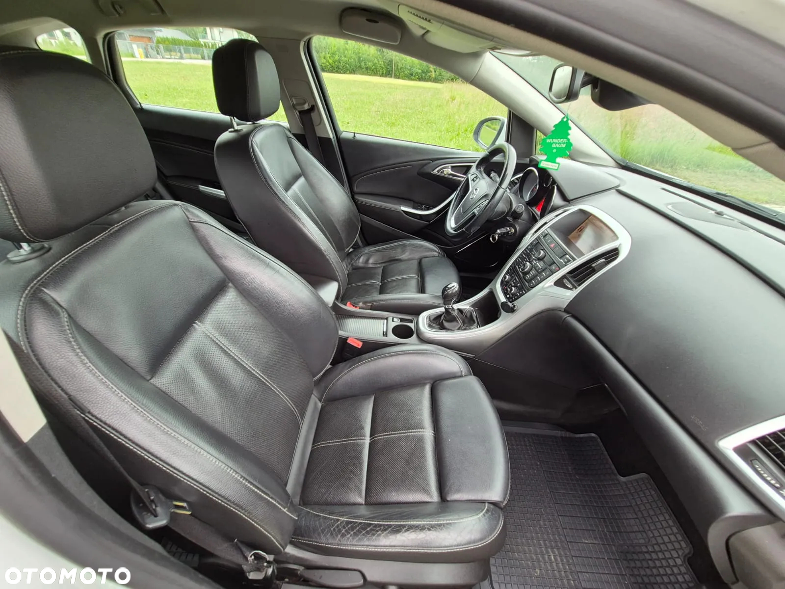 Opel Astra IV 2.0 CDTI Cosmo - 37