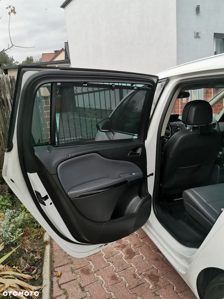 Opel Zafira 2.0 CDTI Cosmo EcoFLEX S&S - 21