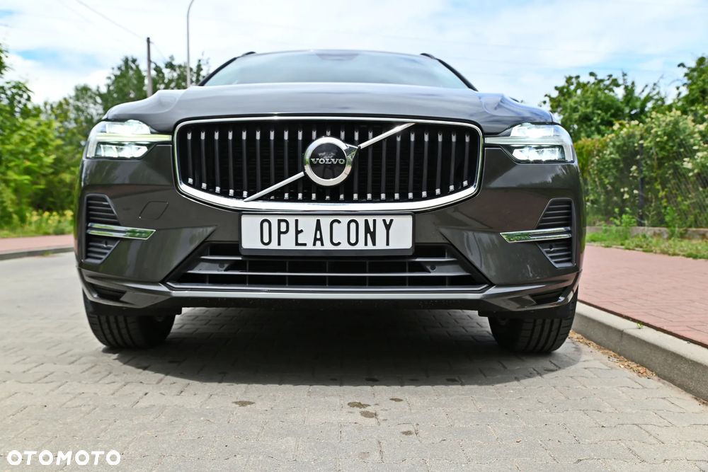 Volvo XC 60 B4 D AWD Geartronic Momentum Pro - 39
