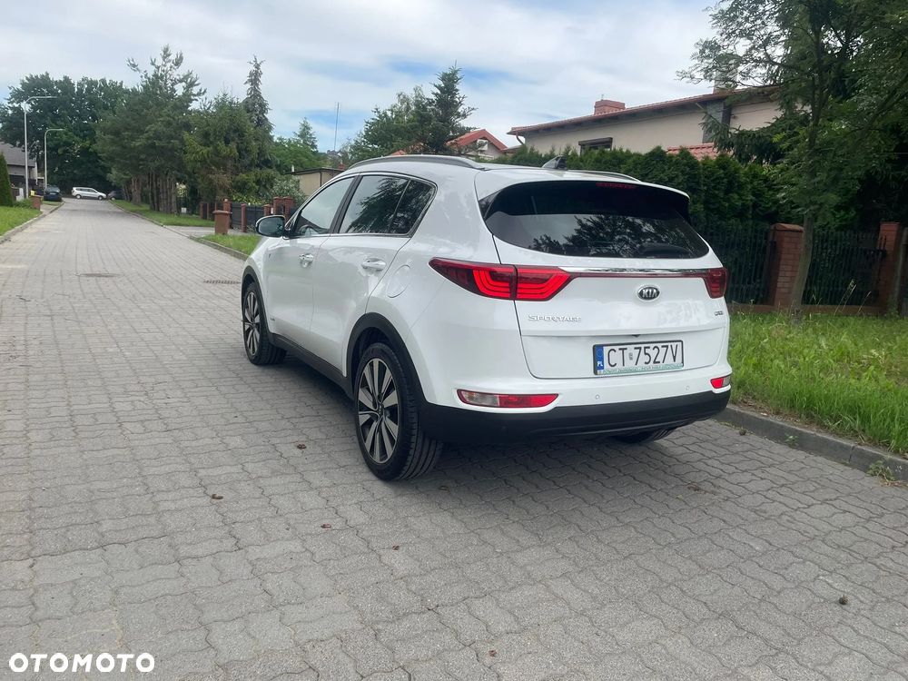 Kia Sportage 2,0 CRDI AWD Platinum - 5