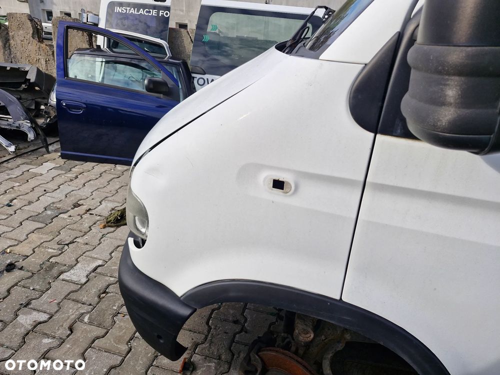 Błotnik przedni / prawy lewy przód / Renault Master II (lak. 0389) - 2