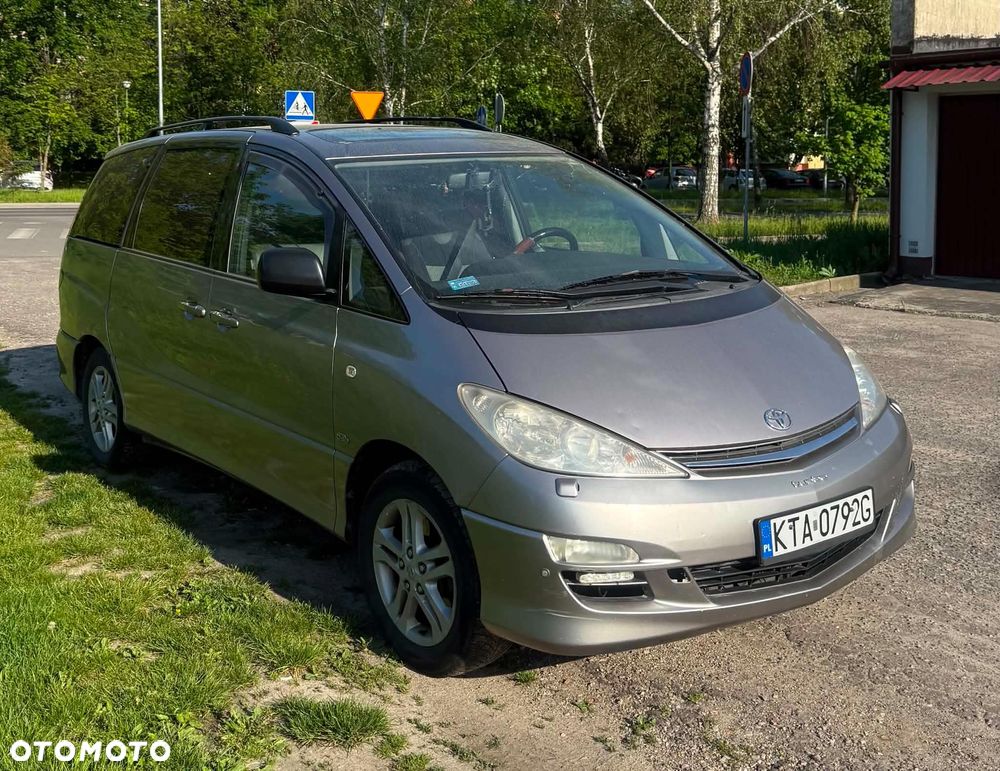 Toyota Previa 2.0 D-4D Luna - 2