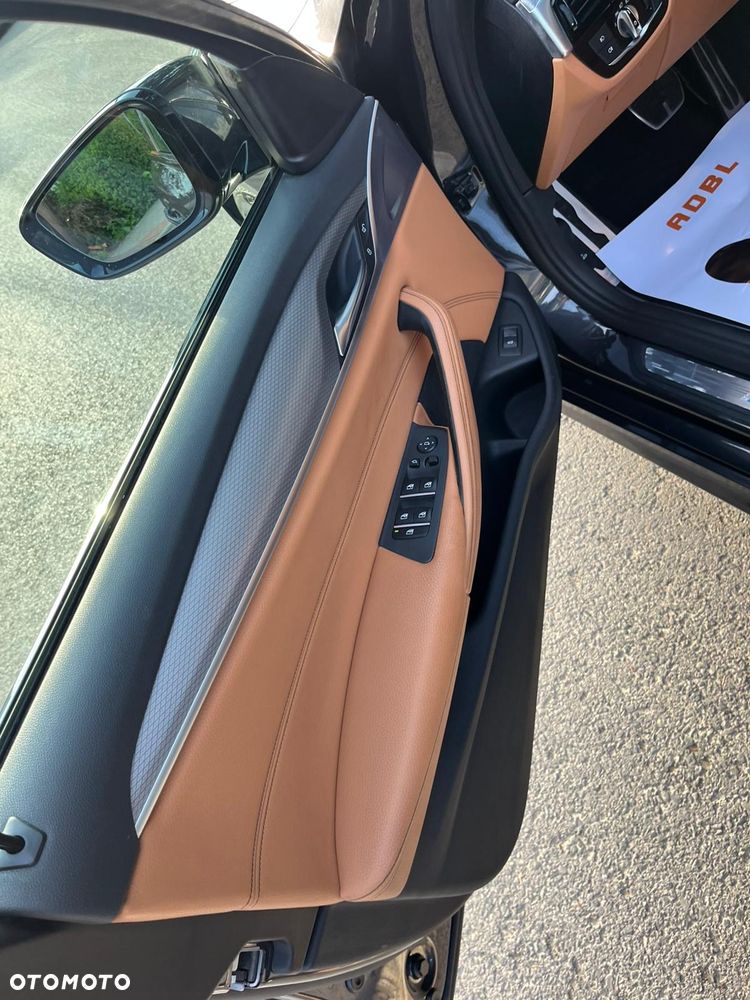 BMW Seria 5 520d M Sport Edition - 8