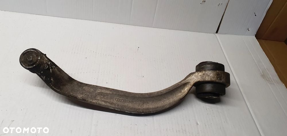 Wahacz lewy przód przedni Audi A4 B6 - 6