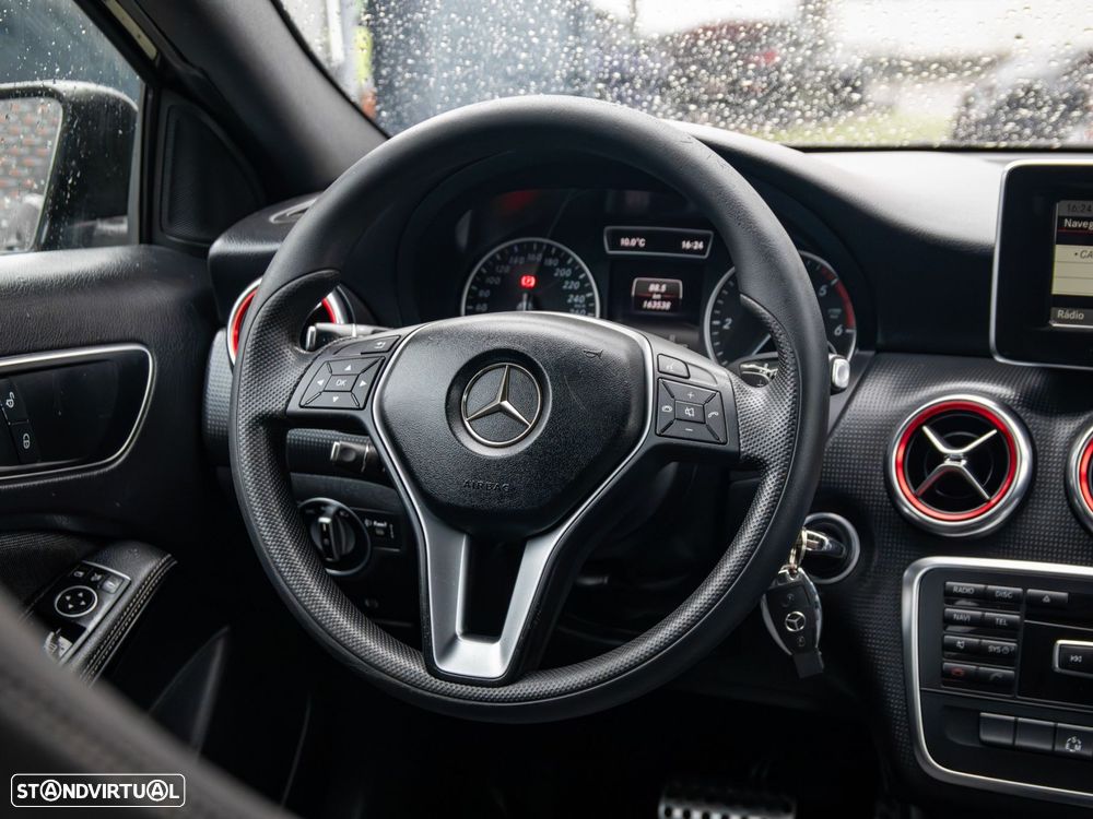 Mercedes-Benz A 180 d Urban Aut. - 19