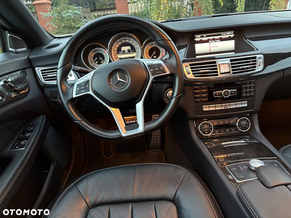 Mercedes-Benz CLS - 19