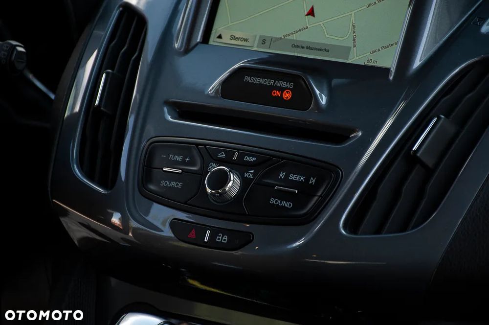 Ford Tourneo Connect Grand - 28