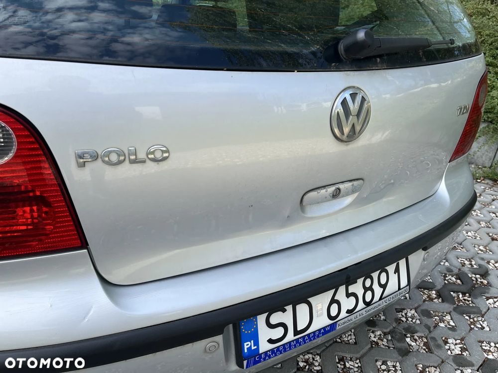 Volkswagen Polo 1.4 TDI Comfortline - 4