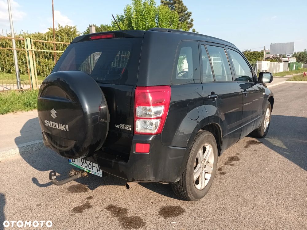 Suzuki Grand Vitara 2.0 - 5