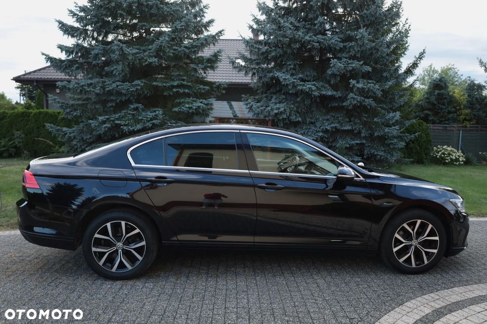 Volkswagen Passat 2.0 TDI EVO Elegance DSG - 5