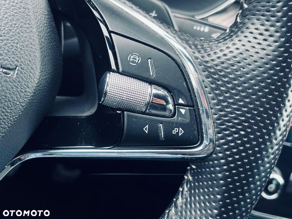 Skoda Superb 2.0 TDI SCR 4x4 Sportline DSG - 27