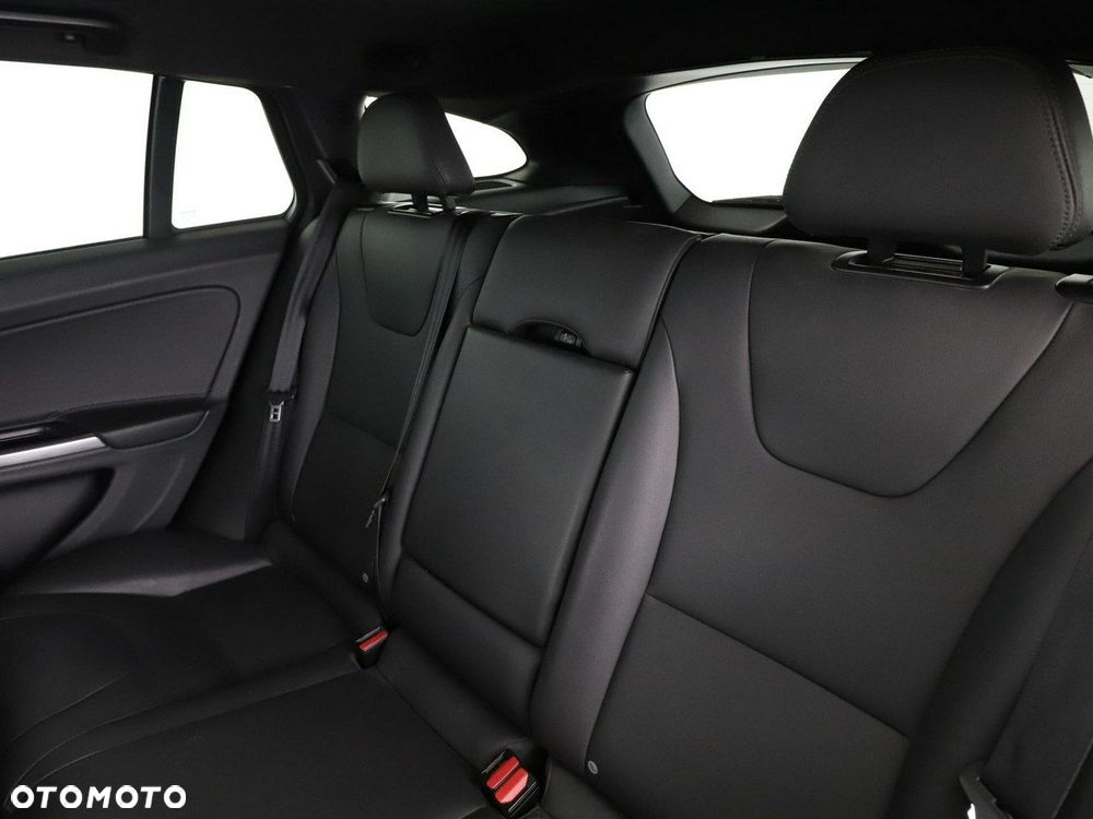 Volvo V60 Cross Country D3 Geartronic Pro - 18