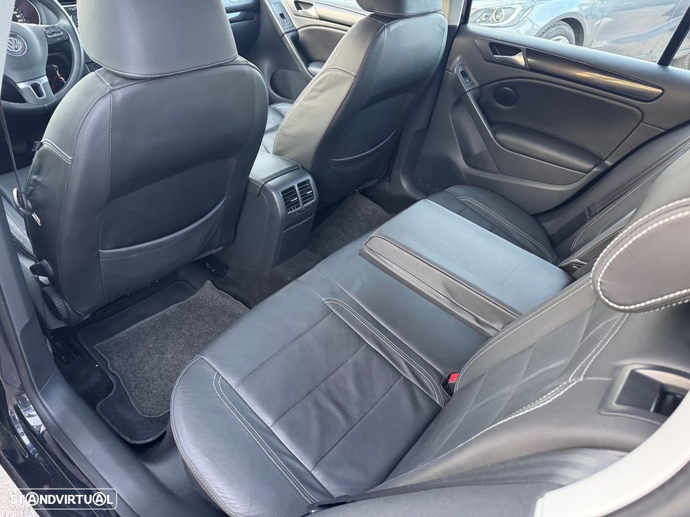 VW Golf 2.0 TDi Confortline - 13