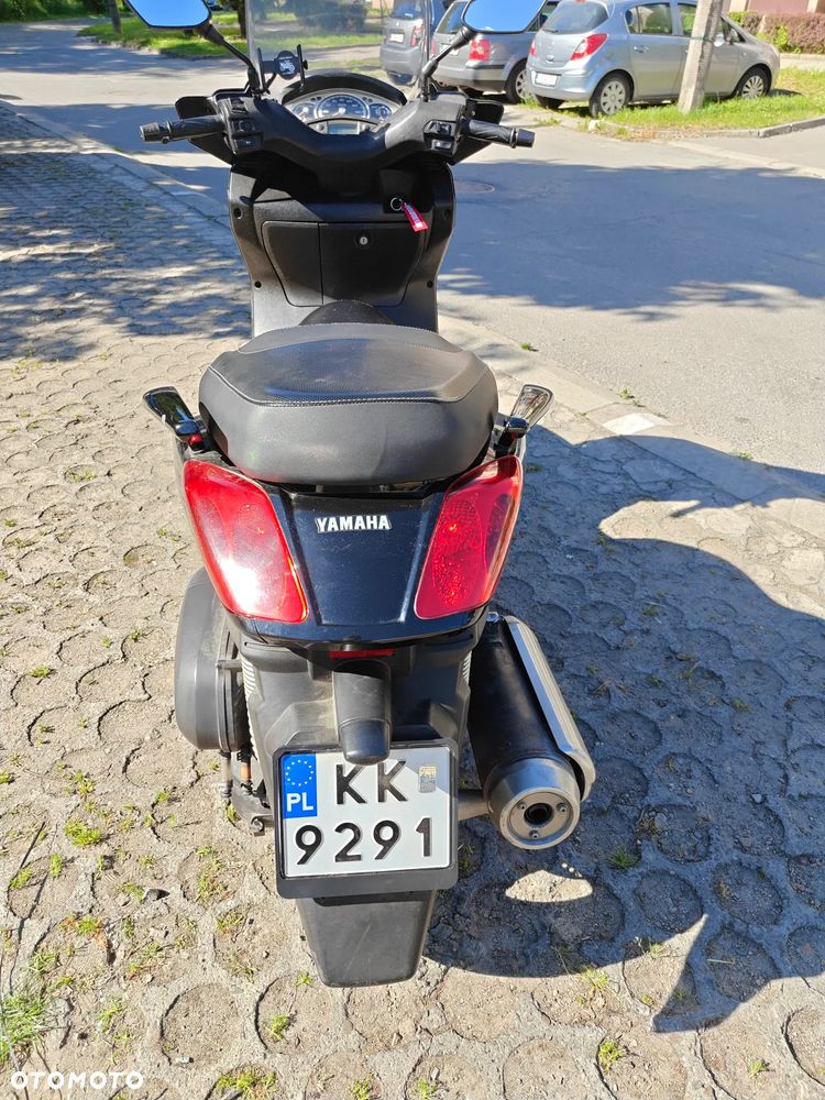 Yamaha X-max - 32