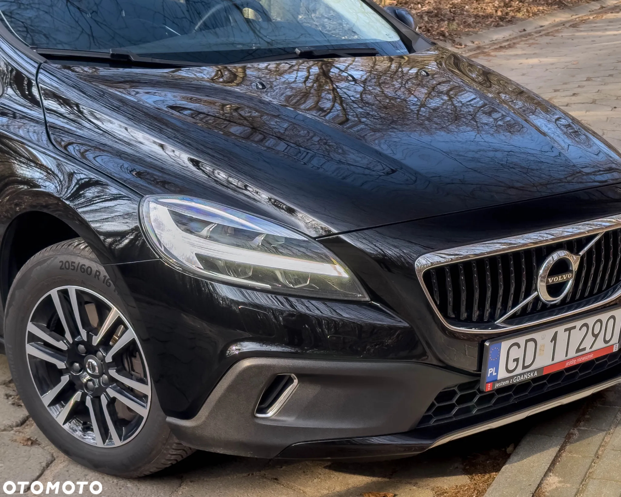Volvo V40 Cross Country D3 Momentum - 3