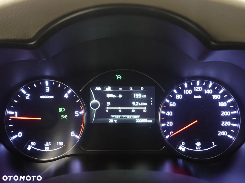 Kia Carens 1.7 CRDi Spirit - 37