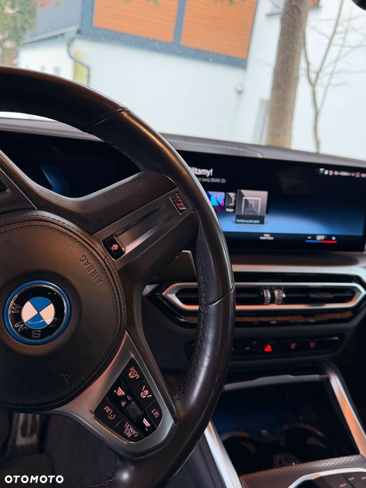 BMW i4 80.7kWh eDrive 35 M Sport - 8