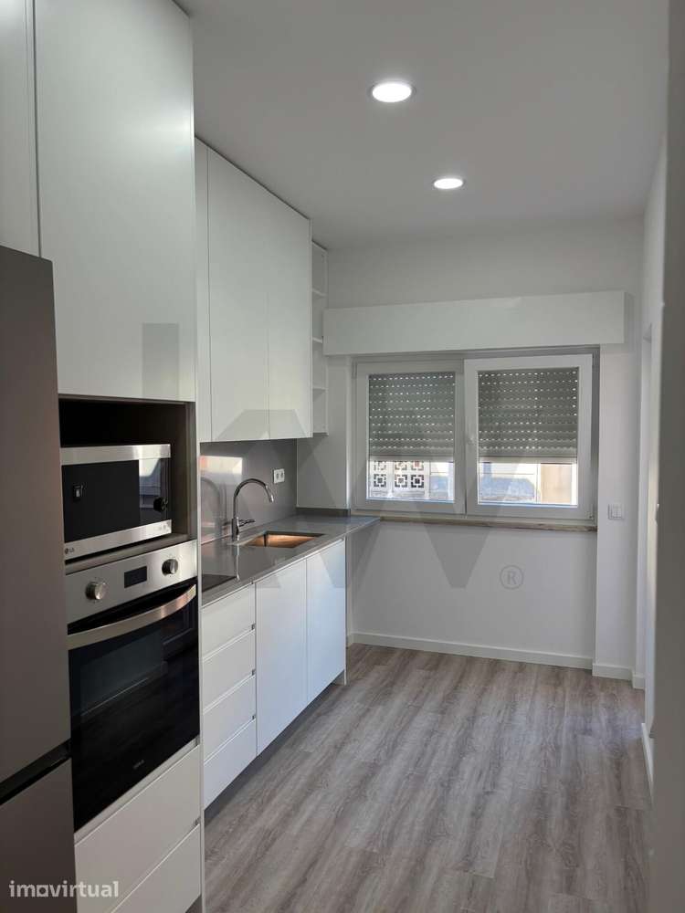 Apartamento T2 Totalmente Renovado para Arrendamento - Alto Seixalinho - Grande imagem: 4/16