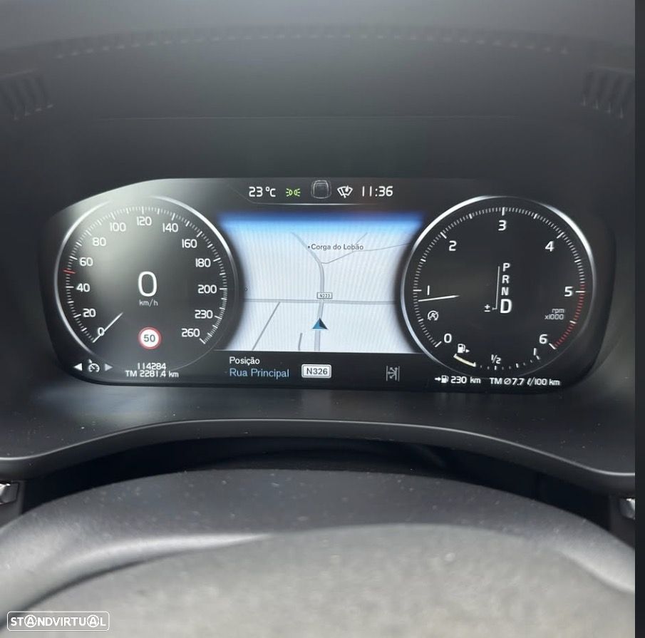 Volvo XC 60 2.0 D4 R-Design Geartronic - 17
